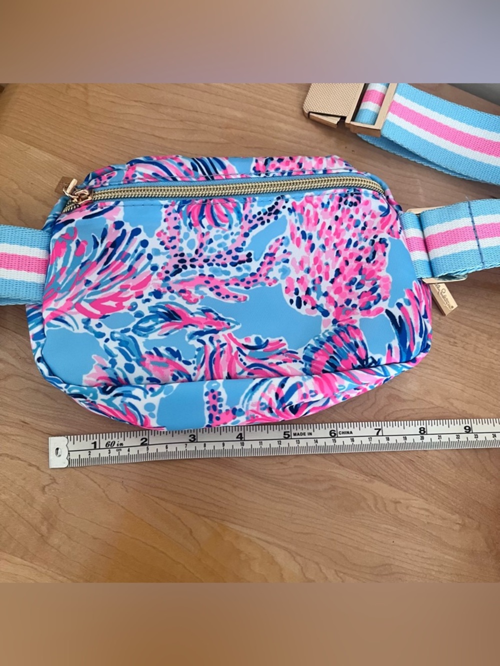 lilly pulitzer belt bag - Picture 4 of 8